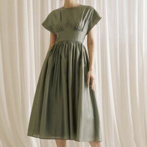 NWT Storia Sage Green Empire Midi Dress (Size L)